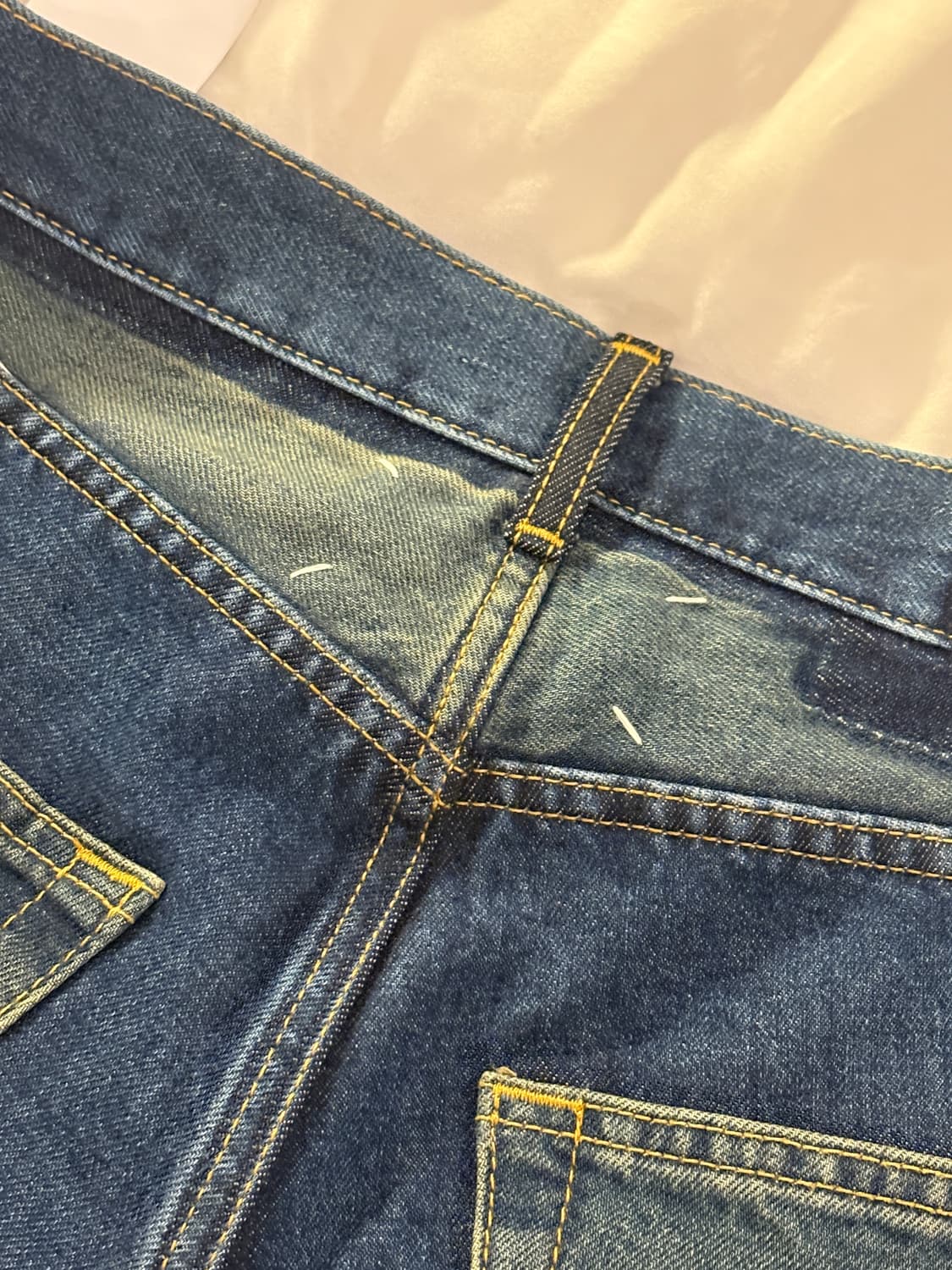 [30] 메종 마르지엘라 로우 헴 하이웨이스트 진, 데님 블루 상품이미지5