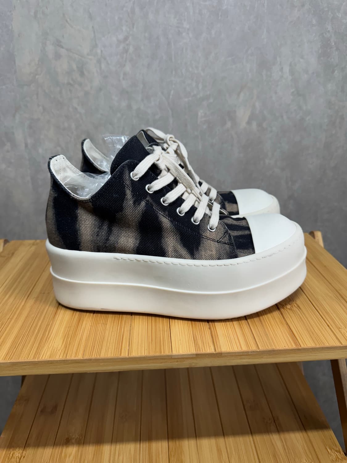 38 / 릭오웬스 번 페이드 메가 범퍼 라몬즈 상품이미지3