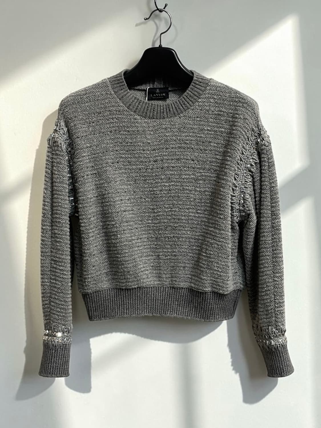 랑방 컬렉션 그레이 텍스처 니트 상품이미지1