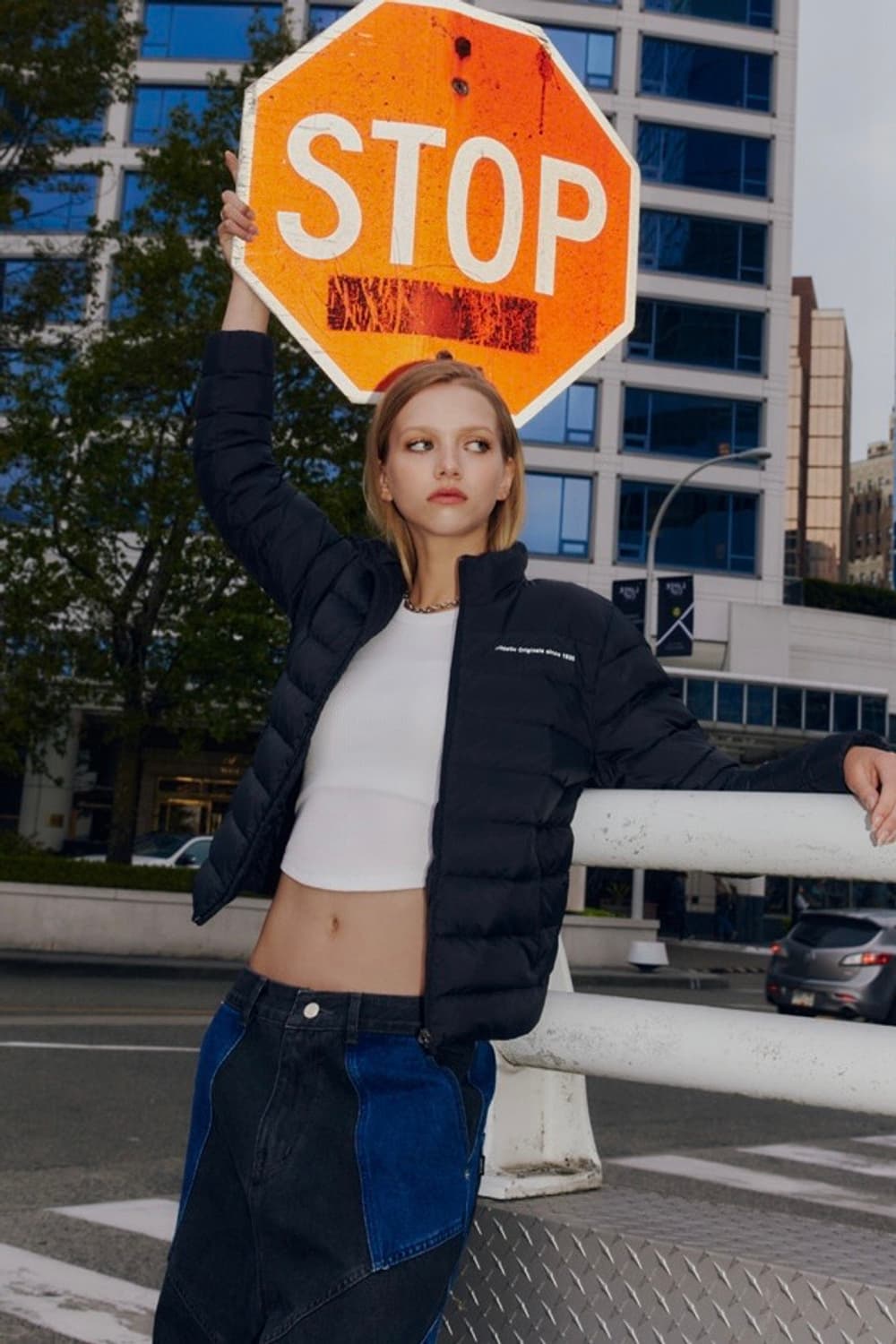 데상트 중경량 스텐드넥 다운 자켓 110 상품이미지3