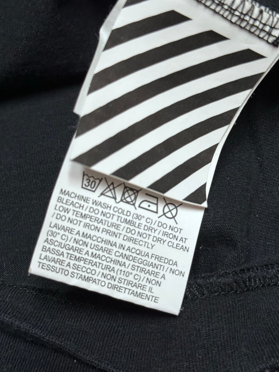 오프화이트 SS18 Temperature  컬렉션  슬리브 상품이미지6