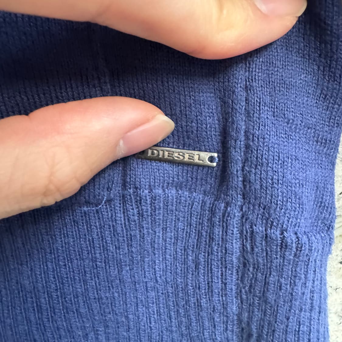 디젤 로고 블럭 얀 가디건 상품이미지8