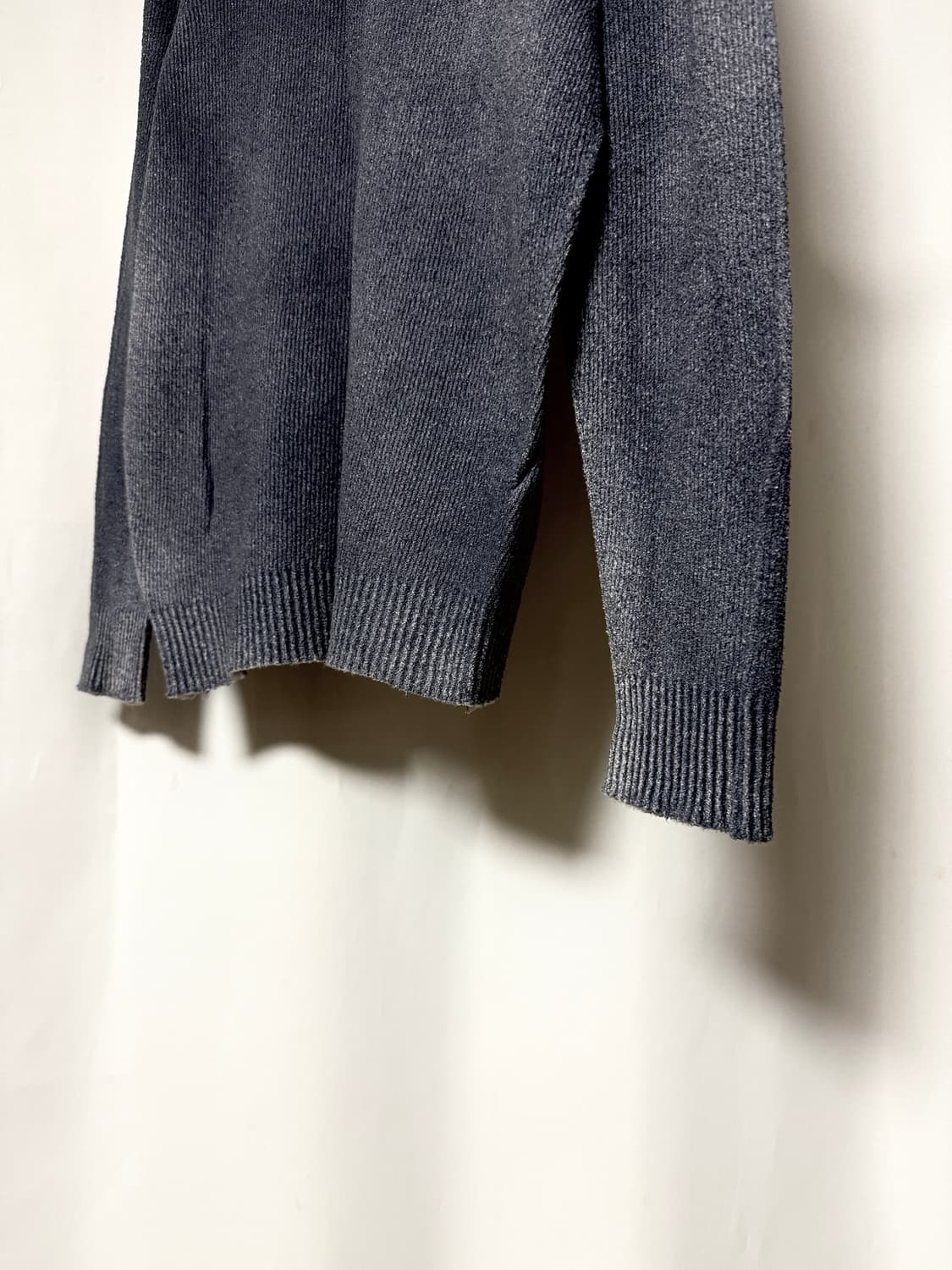 Stone Island 스프레이 워시드 니트 상품이미지3