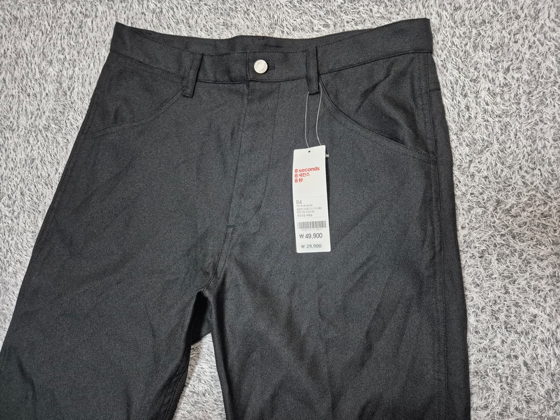 에잇세컨즈 남성 블랙솔리드 스트레이트 팬츠 84 상품이미지2