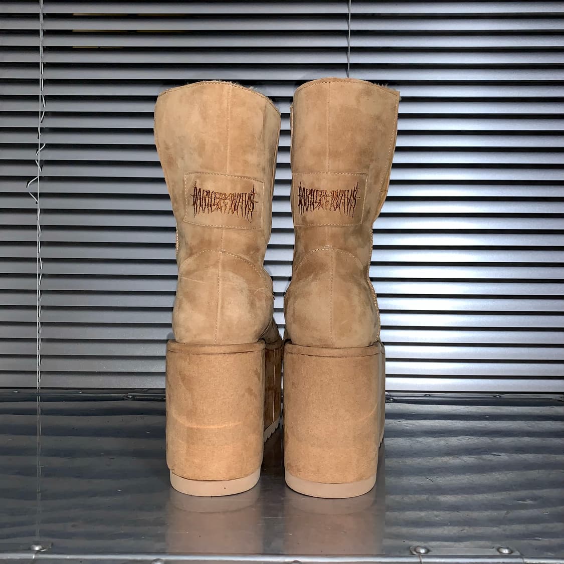 00s 리얼 스웨이드 슈퍼 플랫폼 어그 스타일 부츠 상품이미지4