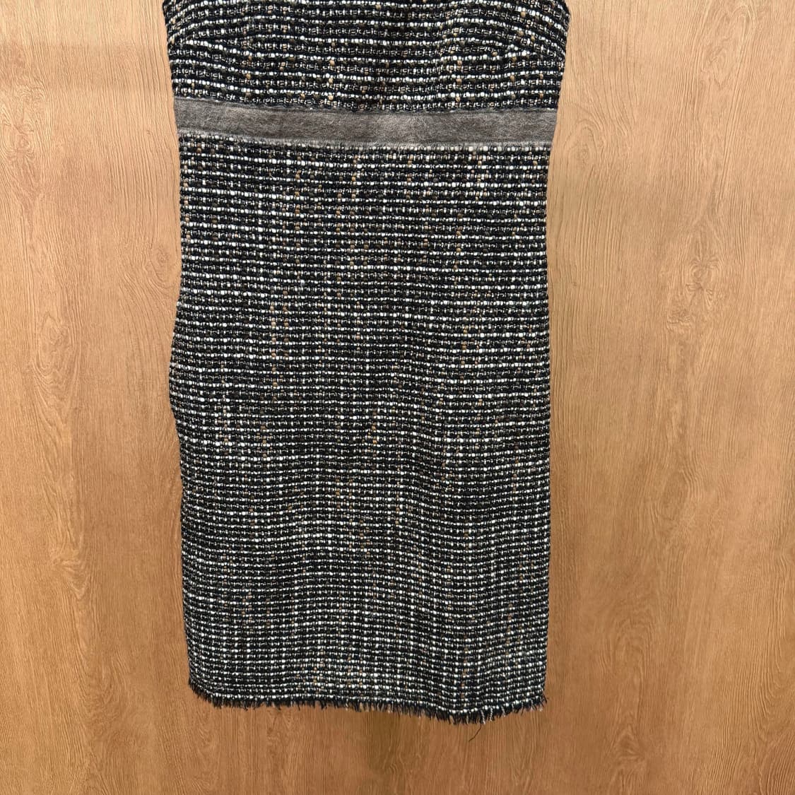 막스마라 슬리브리스 미디 원피스 트위드 패턴 밑단 프린지 디테일 브라운 상품이미지5