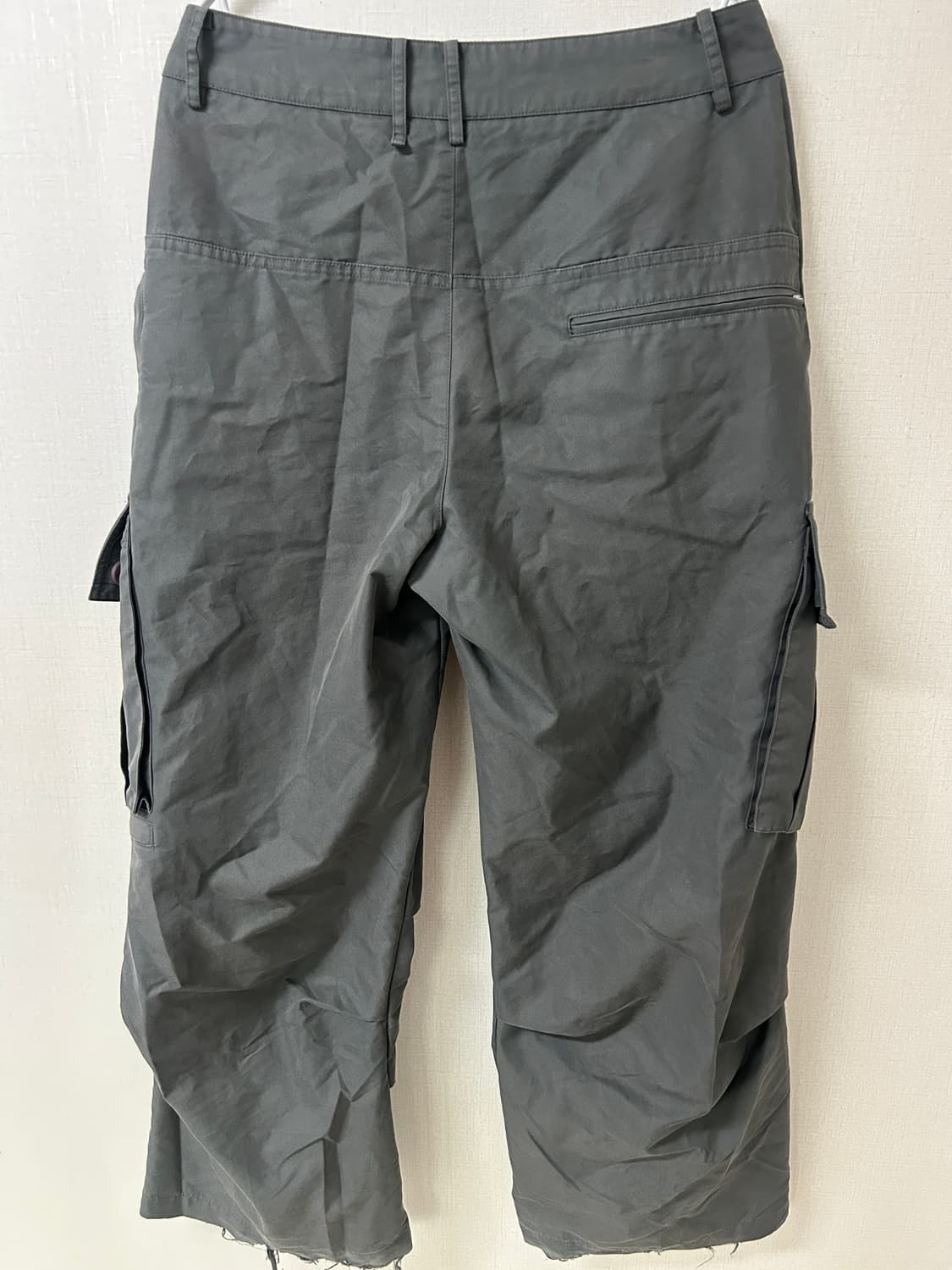 이예 그레이 카코팬츠 m사이즈 상품이미지2