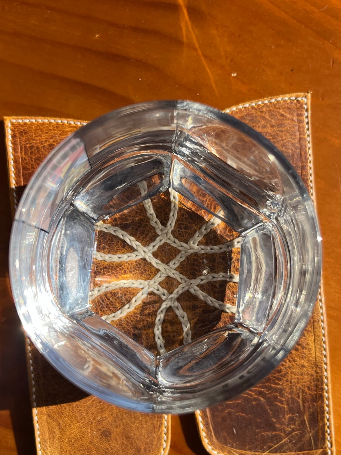 Hand-Embroidered Leather Cup Coaster 상품이미지4