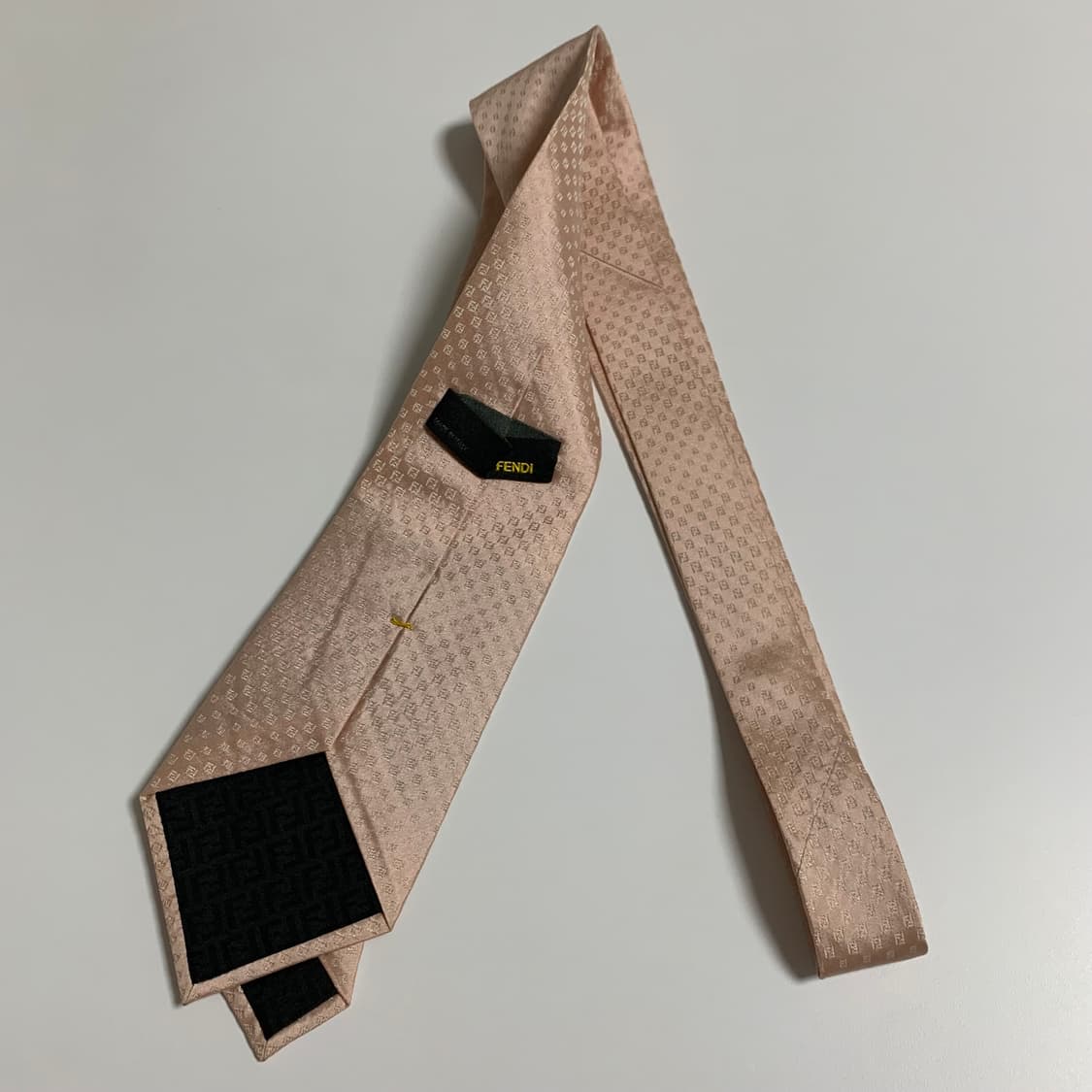 펜디(FENDI) FF스몰로고 모노그램 신형라벨 명품넥타이 A+등급 상품이미지10