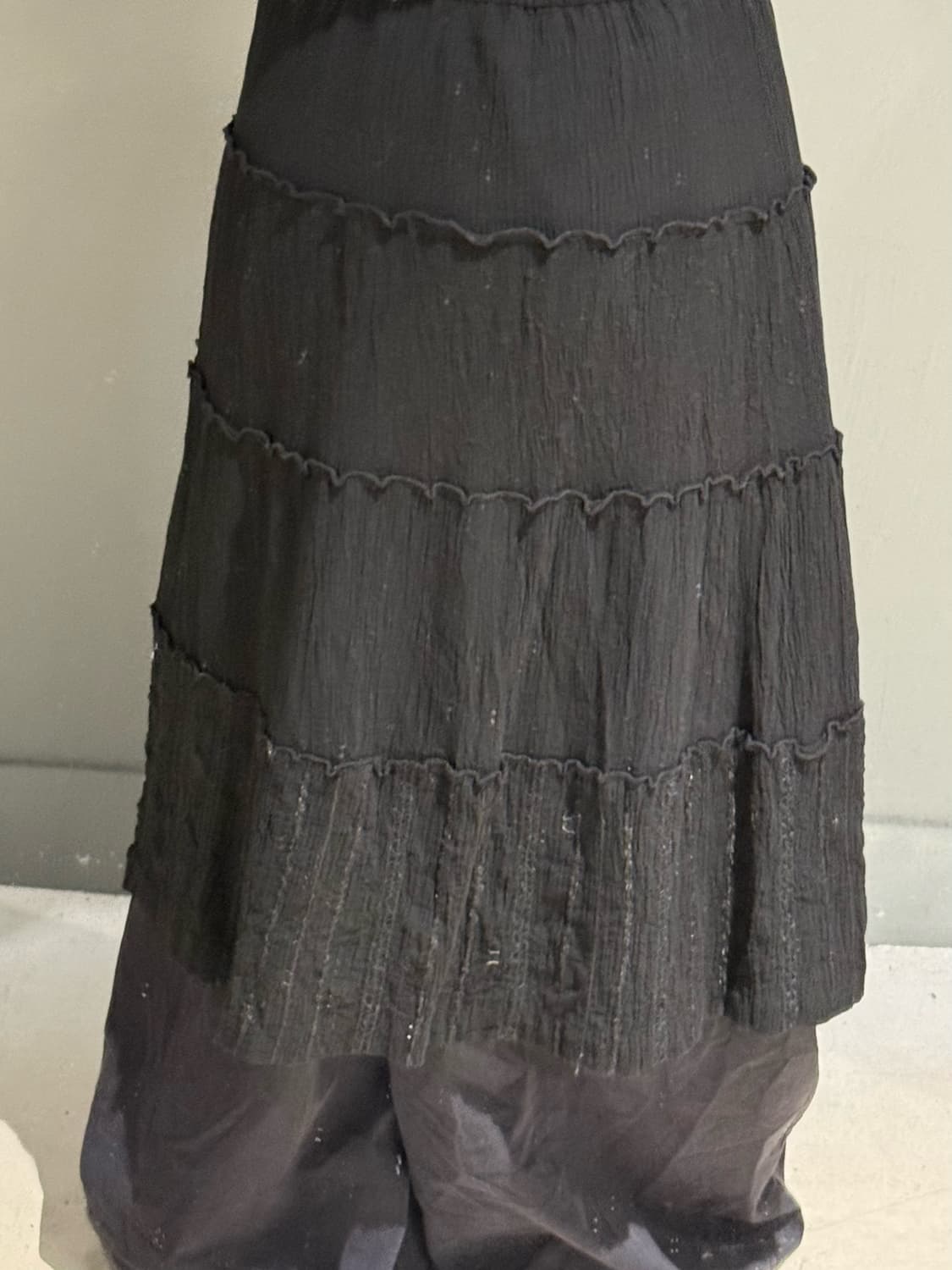 punching detail frill point skirt 상품이미지3