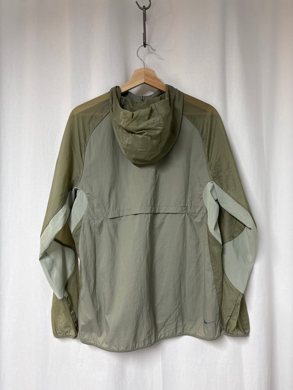 나이키 트레일 25ss 에어리즈 러닝 자켓 상품이미지2