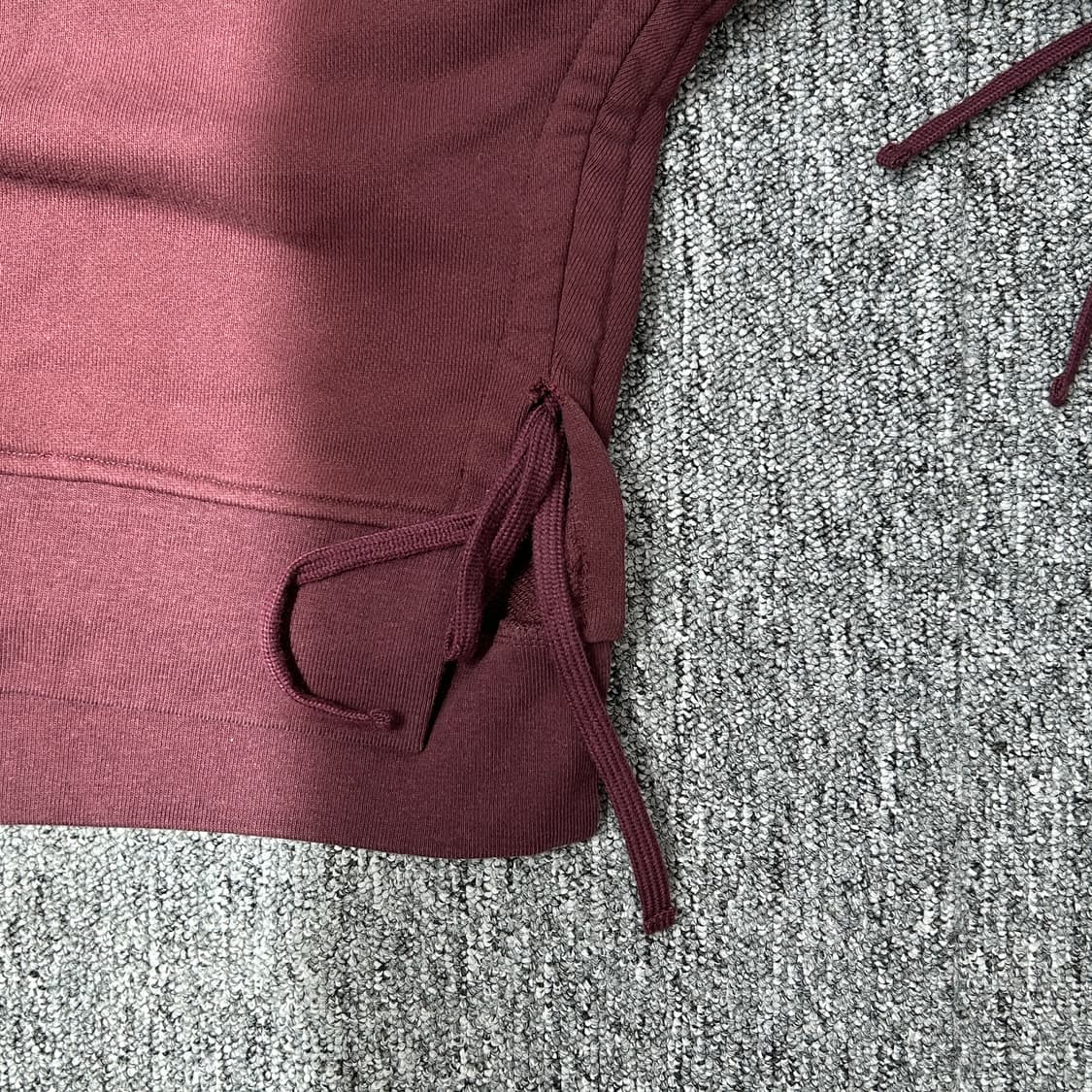 TAZE 버건디 레이스업 후드티 상품이미지4