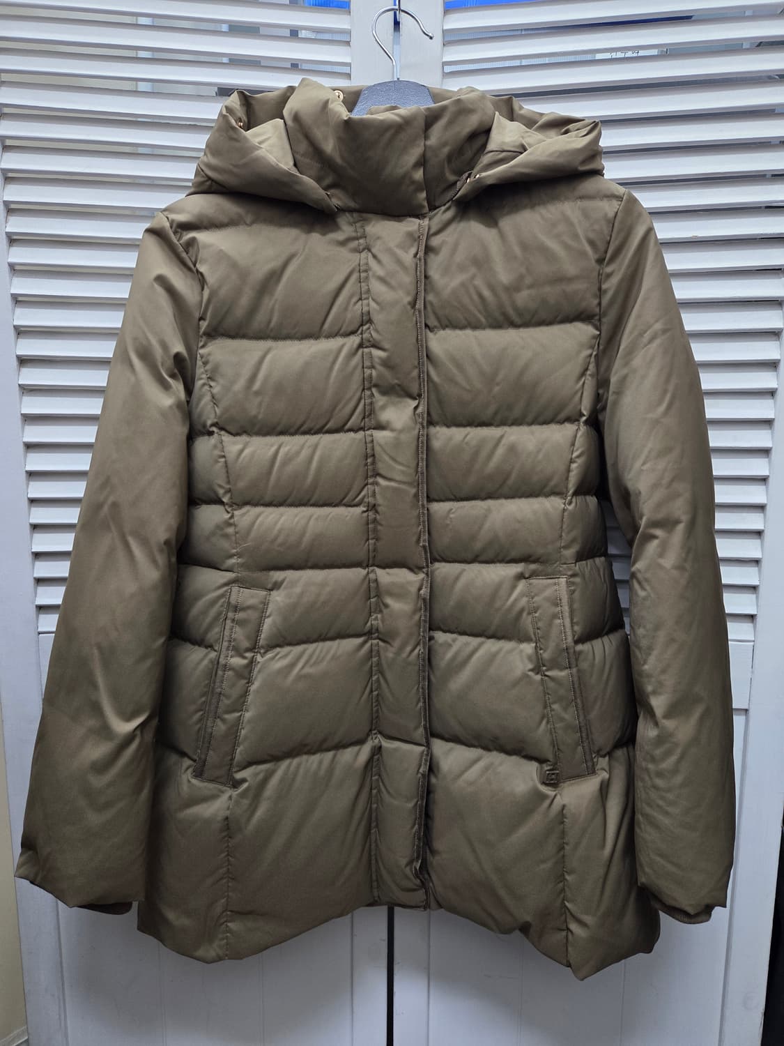 헤지스 구스다운 패딩 상품이미지1