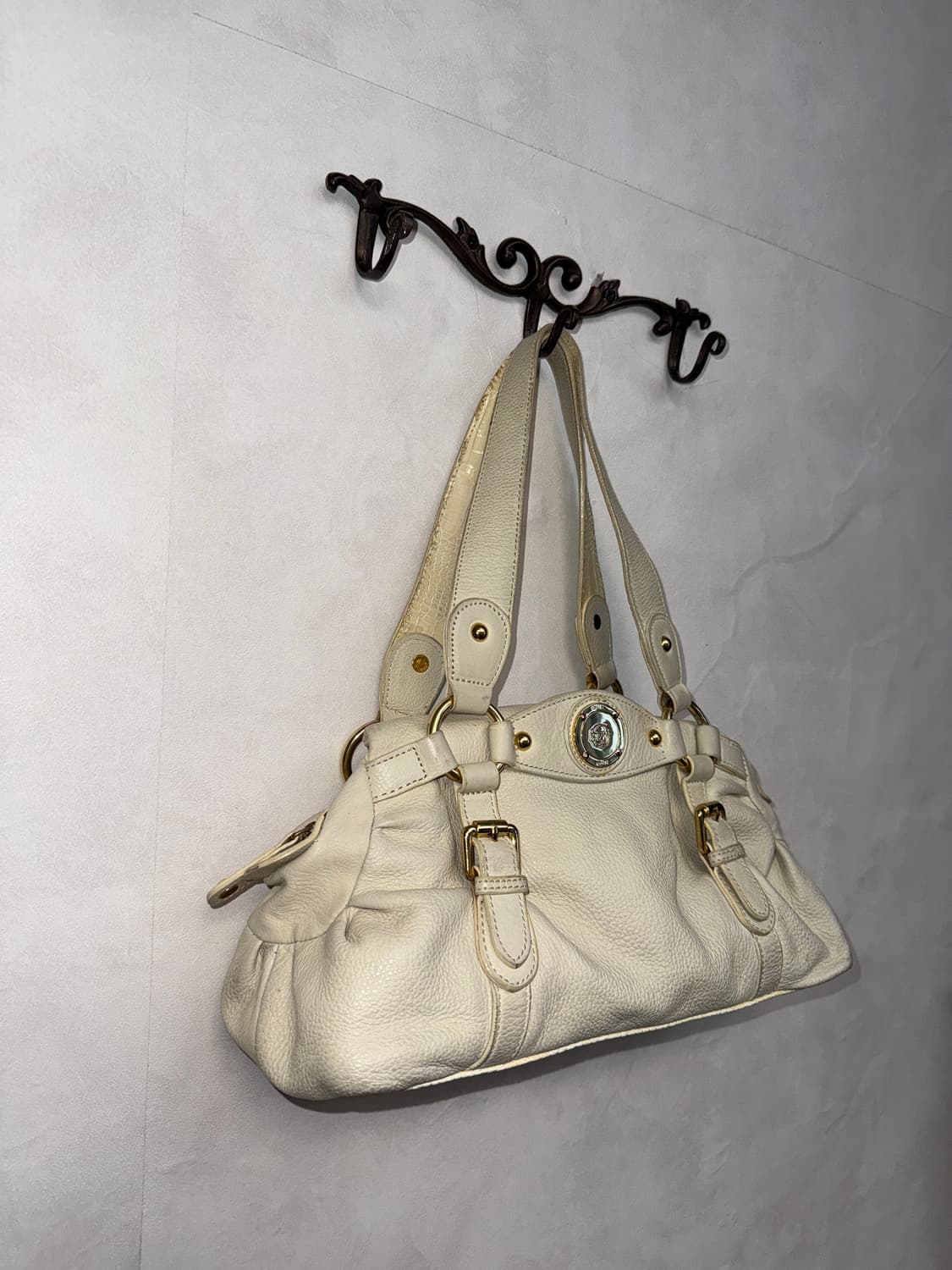 Ivory gold buckle shoulder bag 상품이미지2