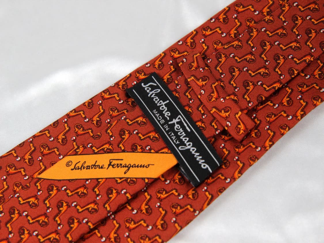 페라가모 9.5cm A등급 남자 명품 넥타이 상품이미지3