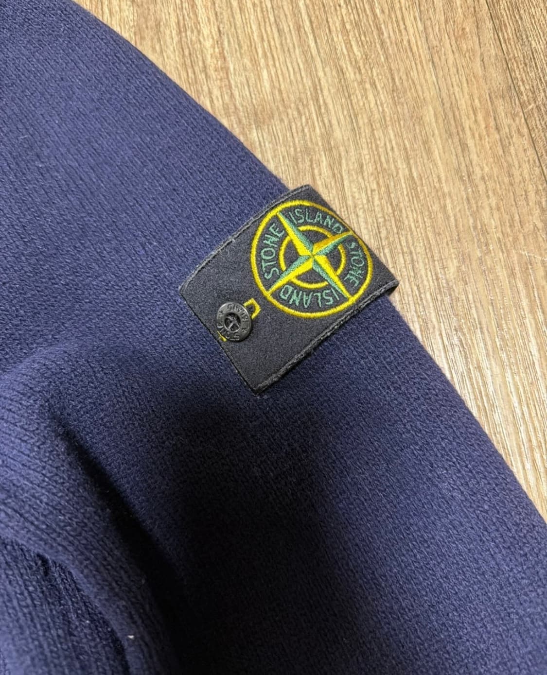 스톤아일랜드 반집업 니트 S 상품이미지2