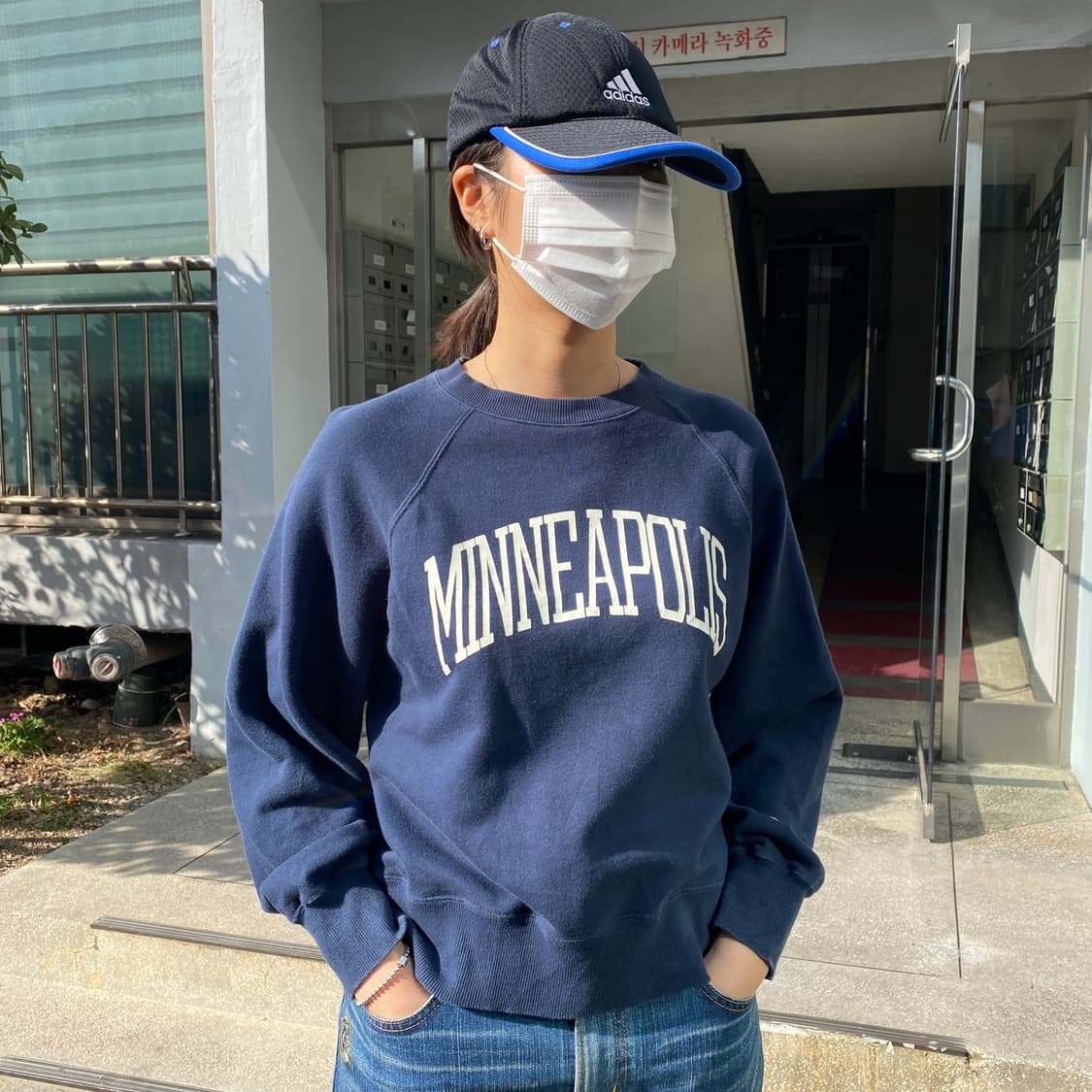 챔피온 미니애폴리스 아치 로고 스웨트셔츠 (Navy) 상품이미지3