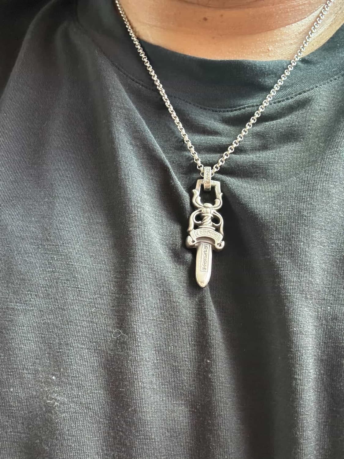 크롬하트 대거 목걸이 상품이미지2