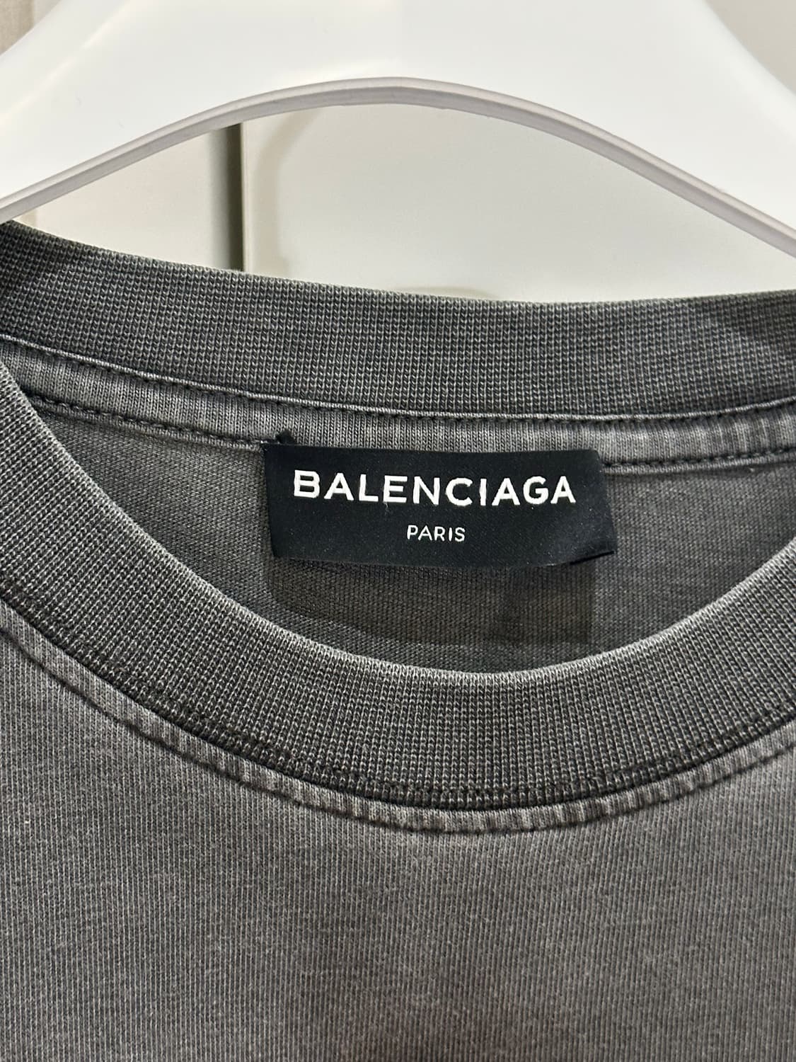 발렌시아가 빌리브 티셔츠 상품이미지3