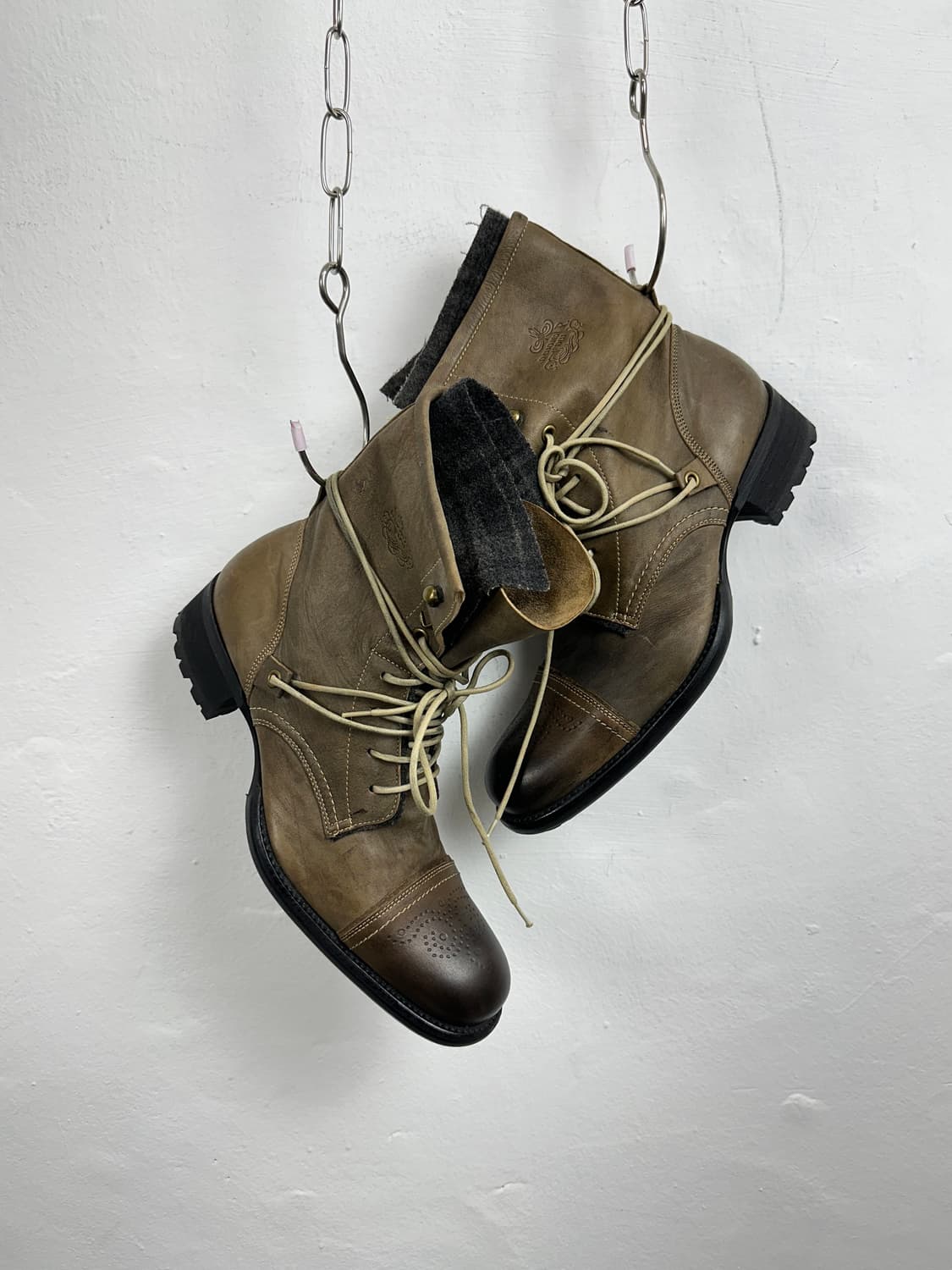 Alfredo Bannister 00s Distressed Lace-Up 상품이미지3