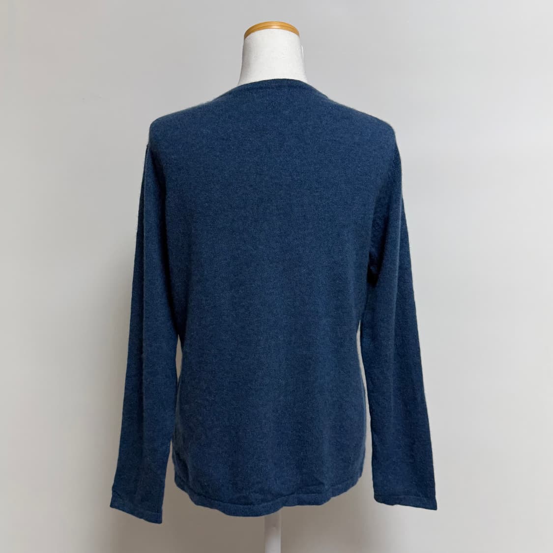 [캐시미어 100%] 청색 라운드넥 가디건 M-L 상품이미지3