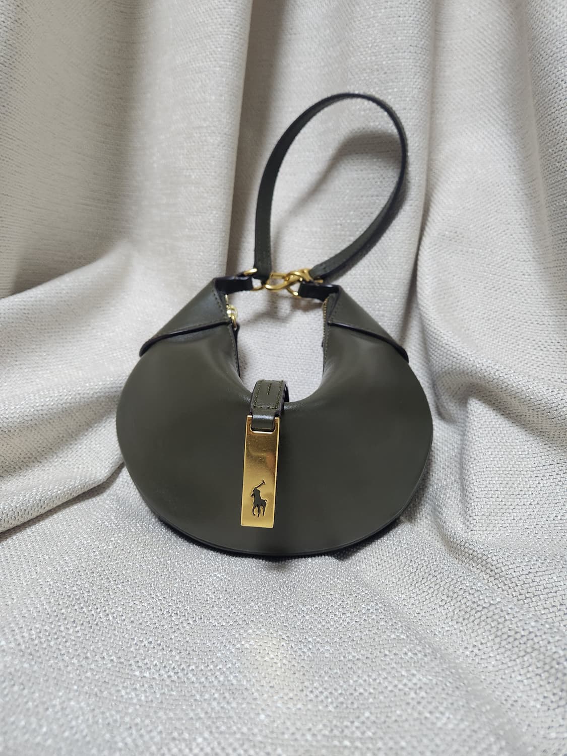 폴로 랄프로렌 ID카프스킨 미니 숄더백 상품이미지3