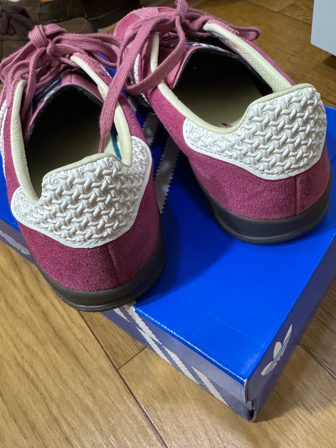 아디다스 가젤 인도어 핑크 오프 화이트 225 상품이미지4