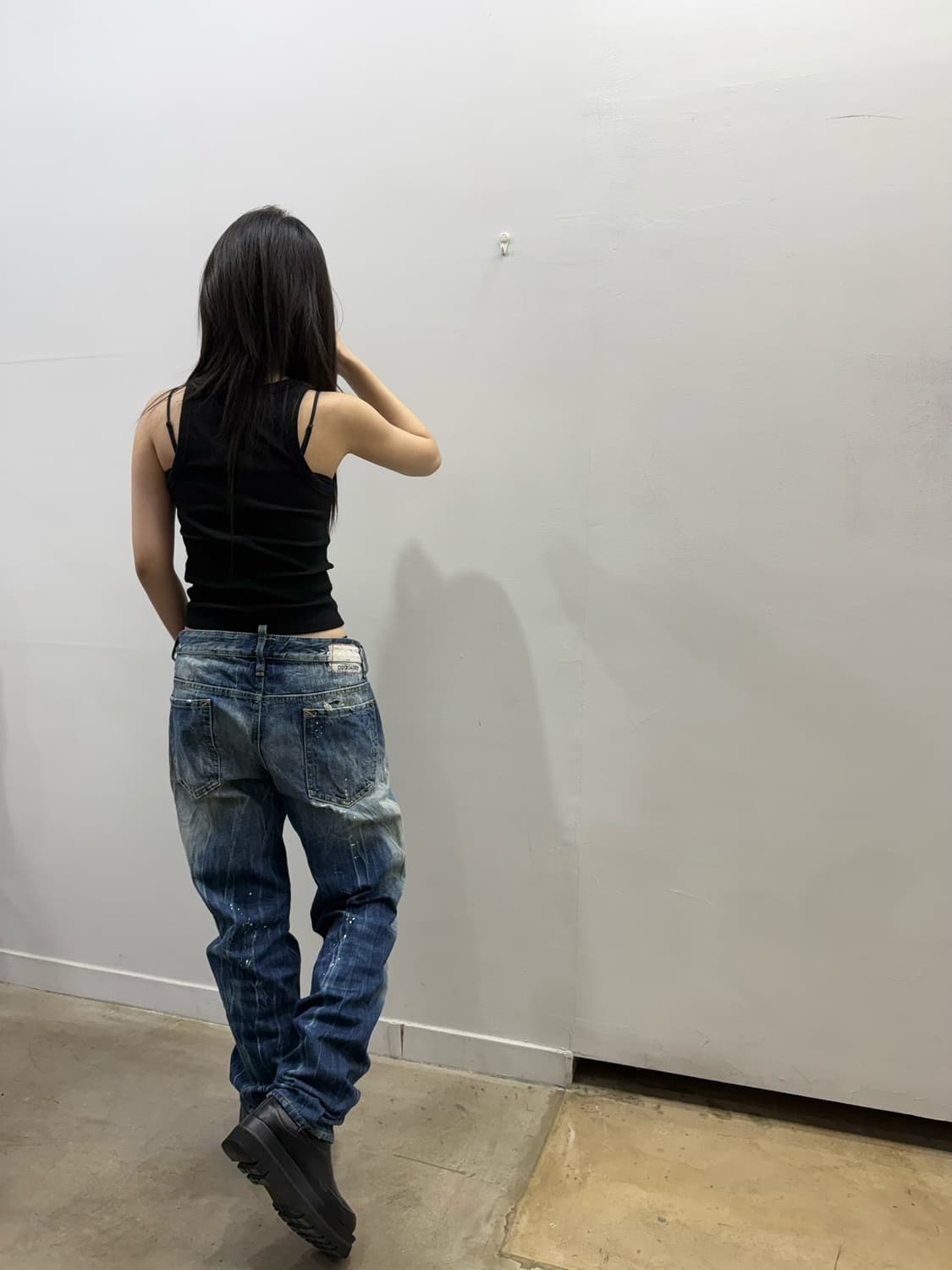 디스퀘어드 워싱 페인팅 데님팬츠 상품이미지2