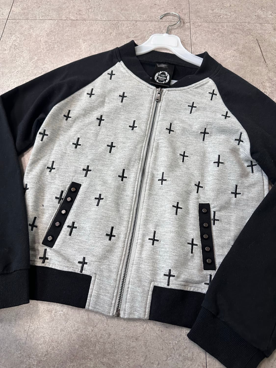 cross detail cotton zip-up 상품이미지3