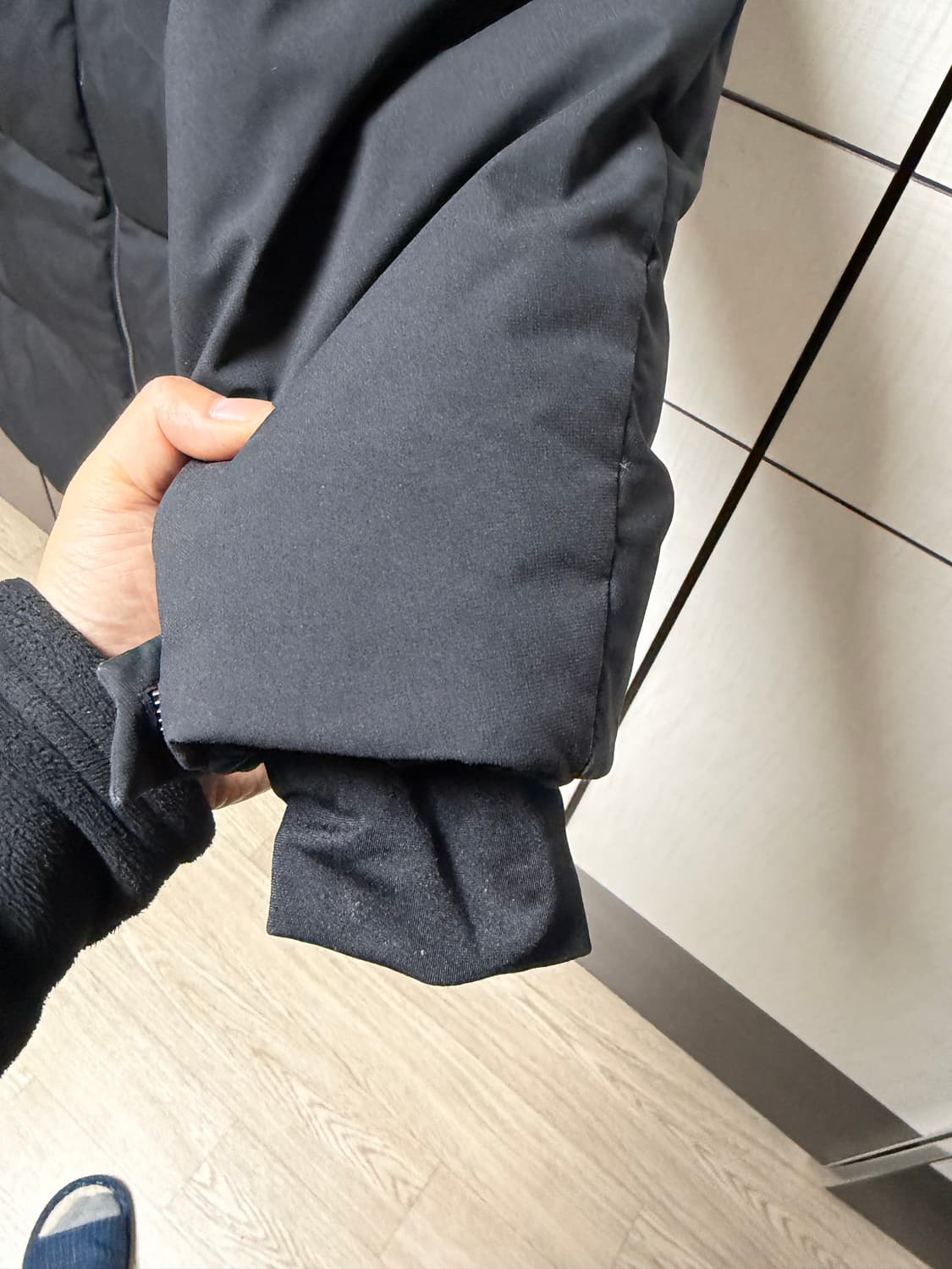 신형 내셔널지오그래픽 블랙 구스다운  롱 패딩  싸이즈 105 상품이미지3