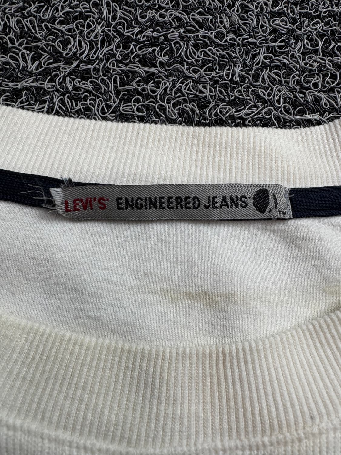 리바이스 엔지니어드 진 빅로고 크루넥 스웻 셔츠 2275 상품이미지3