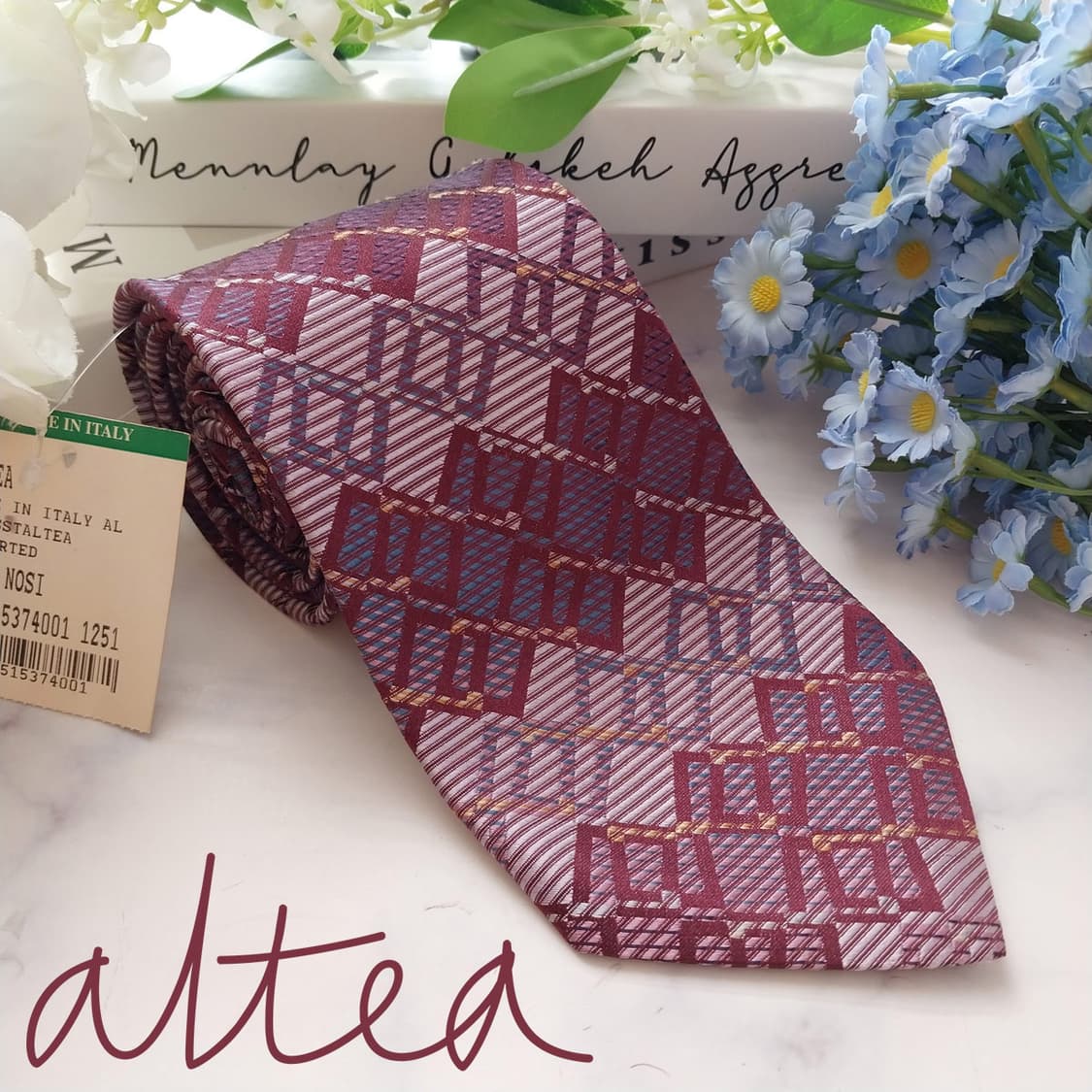 알테아 실크 버건디 기하 패턴 넥타이 9.2cm 새제품 K1840
 상품이미지2