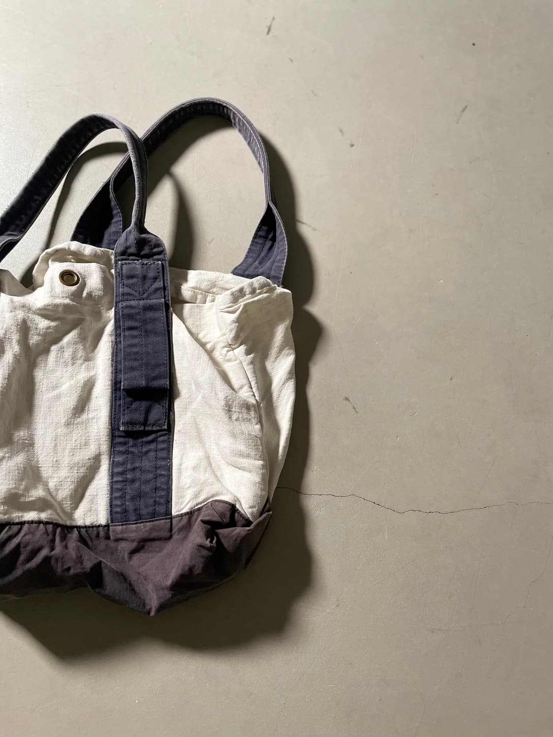 어 리인카네이션 키 Tote Bag 상품이미지2