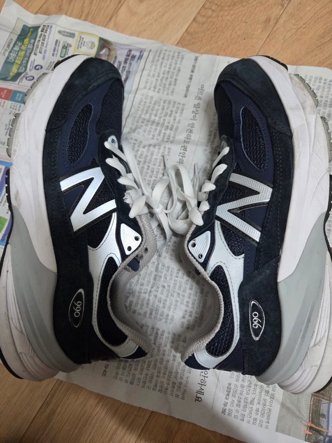 뉴발란스 990v6 255 팝니다 상품이미지4