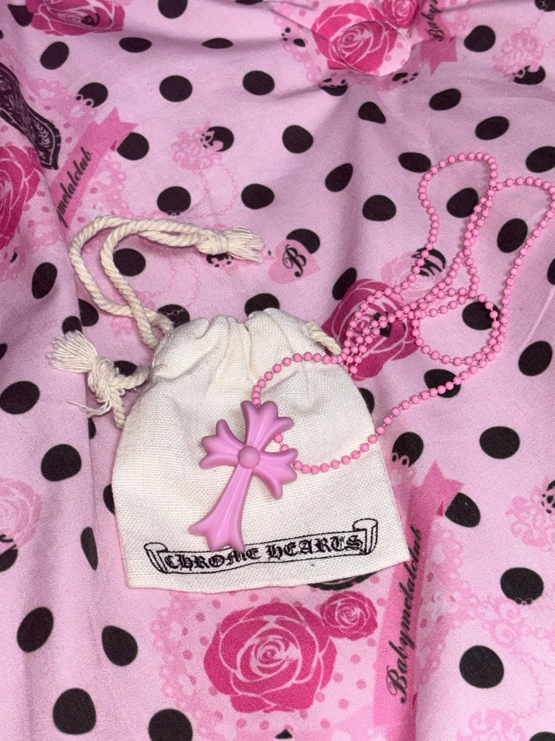 크롬하츠 실리크롬 십자가 목걸이 핑크 상품이미지1