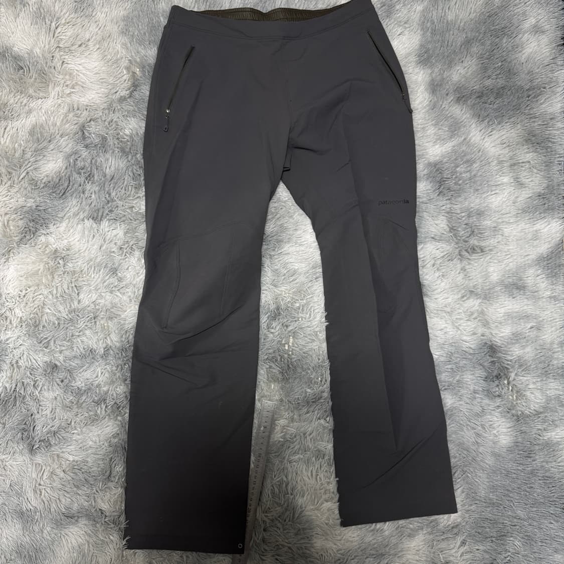 파타고니아 기능성 팬츠 L사이즈 상품이미지1