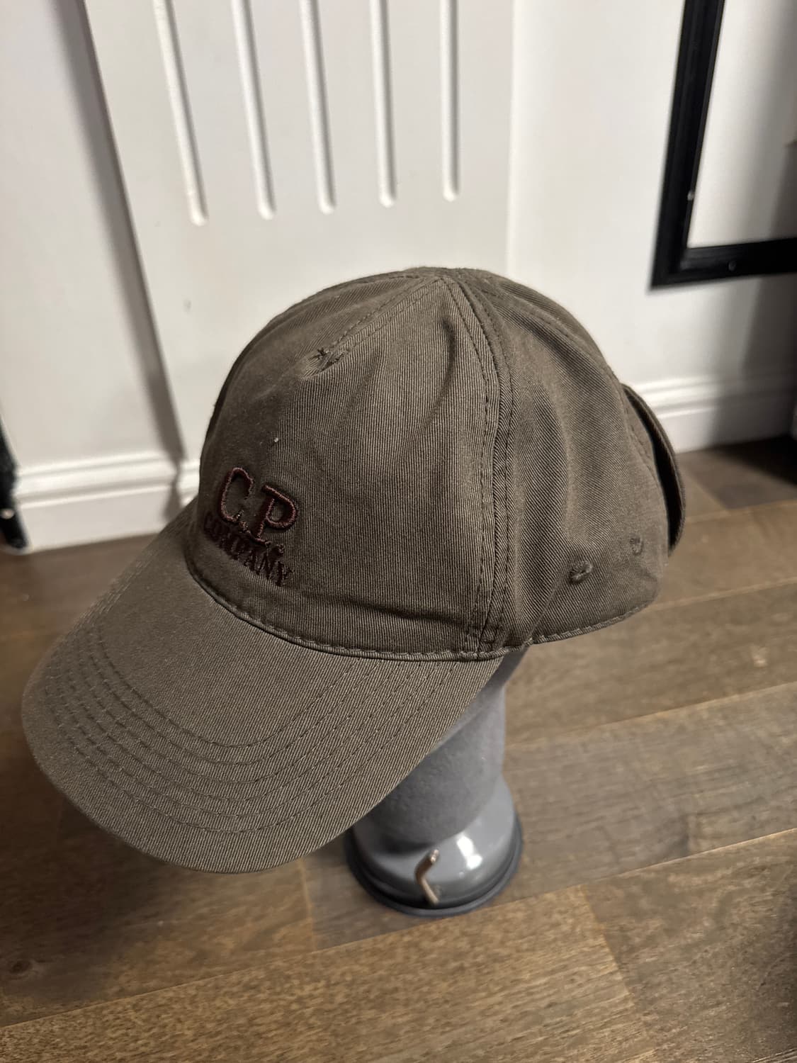 C.P. Company 코튼 볼캡 - 사이즈 미스로 판매합니다. 상품이미지2