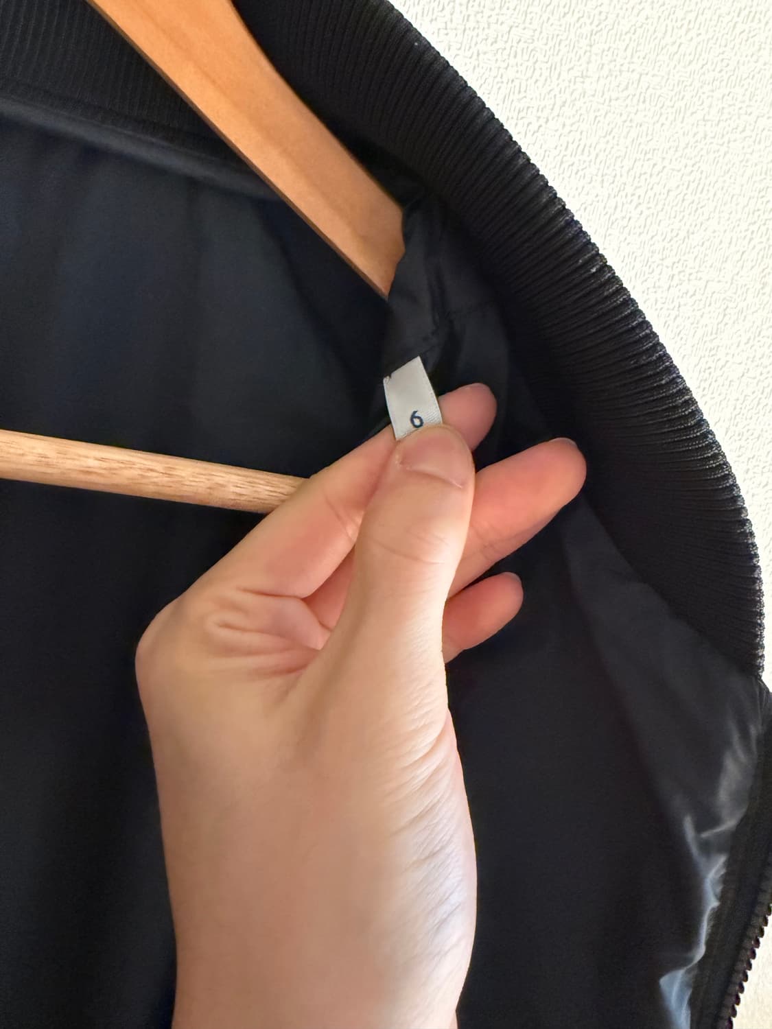 몽클레어 나일론 봄버자켓 105 상품이미지4