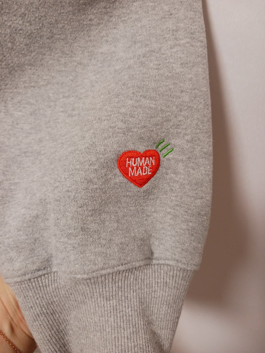 휴먼메이드 23ss 래빗 헤비 웨이트. 스웨드셔츠 상품이미지5