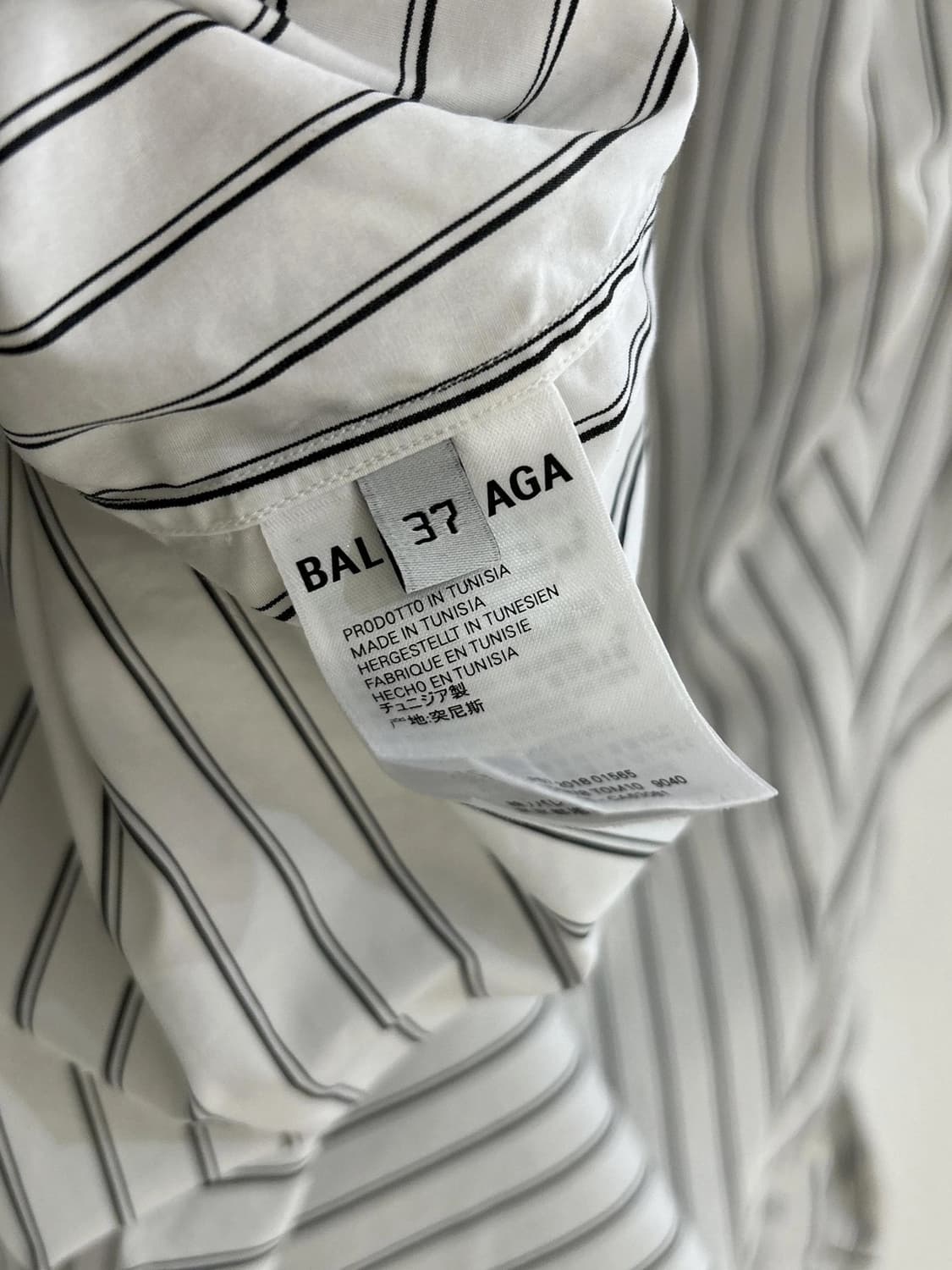 발렌시아가 셔츠 상품이미지4