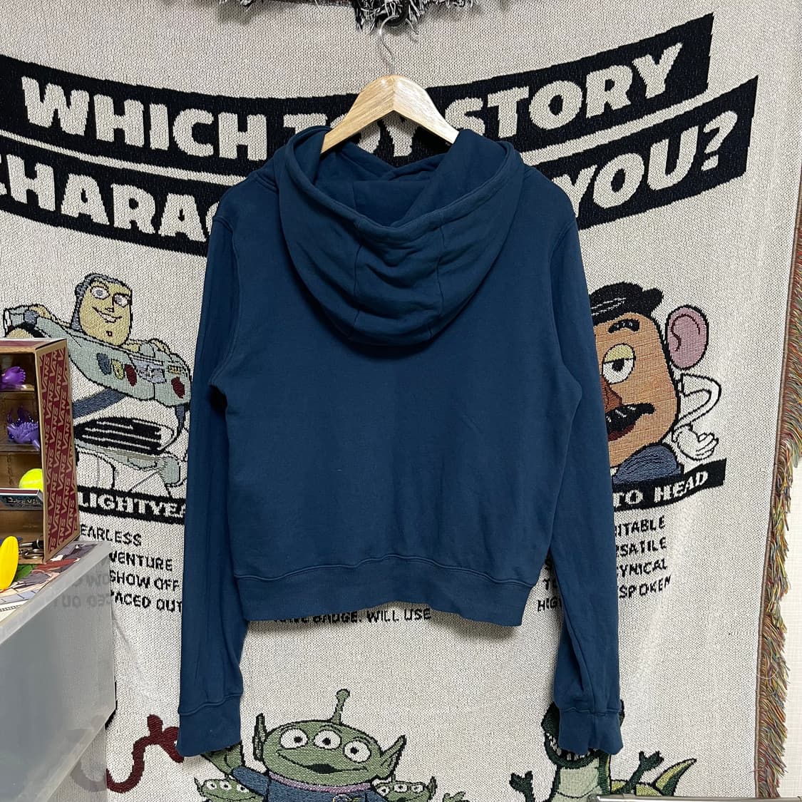 오헤시오 OHESIO 도트 버튼 넥 후디 상품이미지4