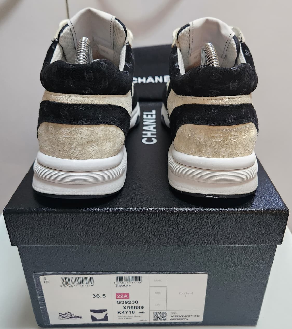 [정품] 샤넬 스니커즈 운동화 CC로고 카프스킨 프린티드 롤오버 36.5 상품이미지6