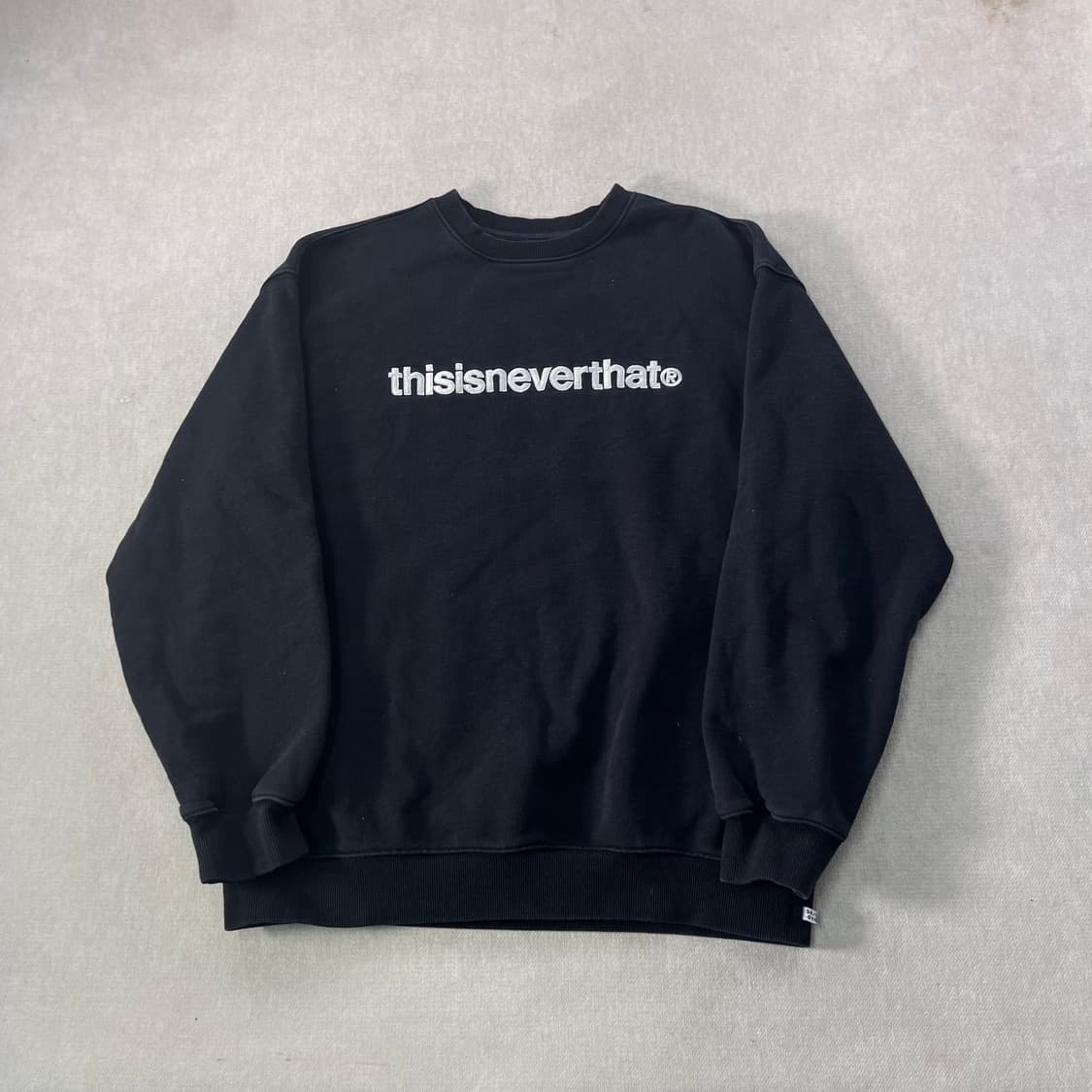 105 디스이즈네버댓 맨투맨 상품이미지1