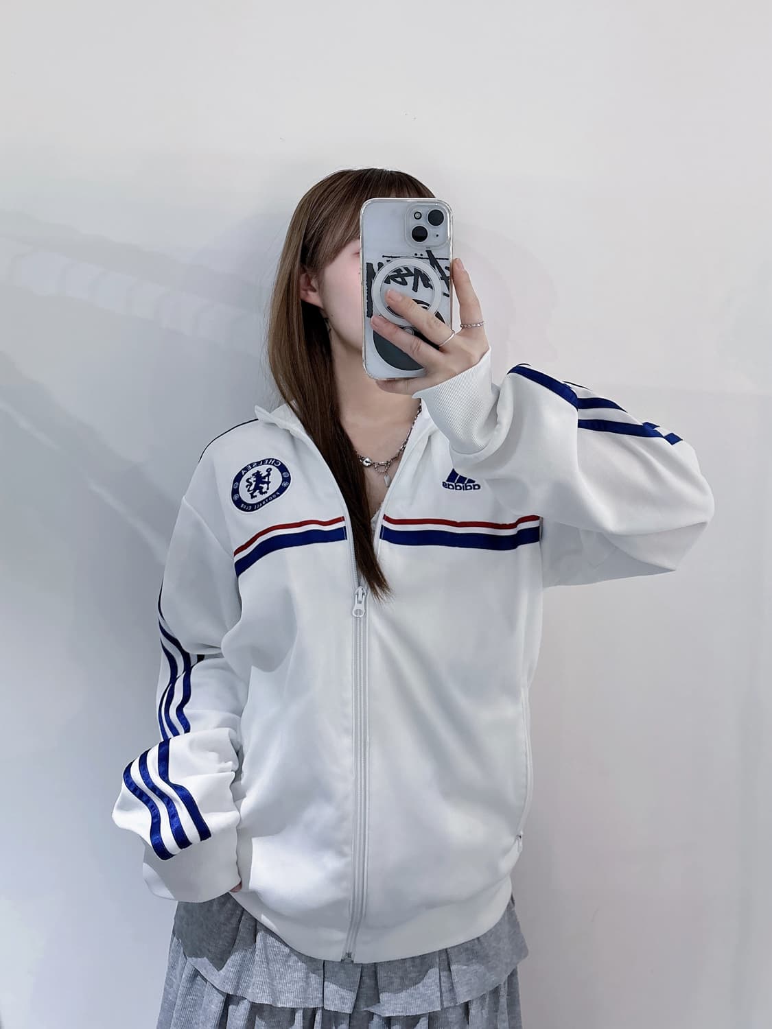 아디다스 스몰로고 첼시 화이트 트랙탑 상품이미지2