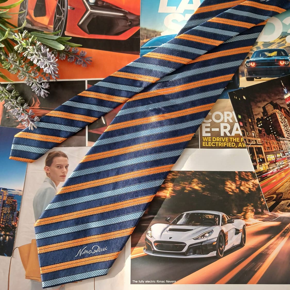 니나리치 스트라이프 실크 넥타이 9.6cm A+등급 A19011
 상품이미지3