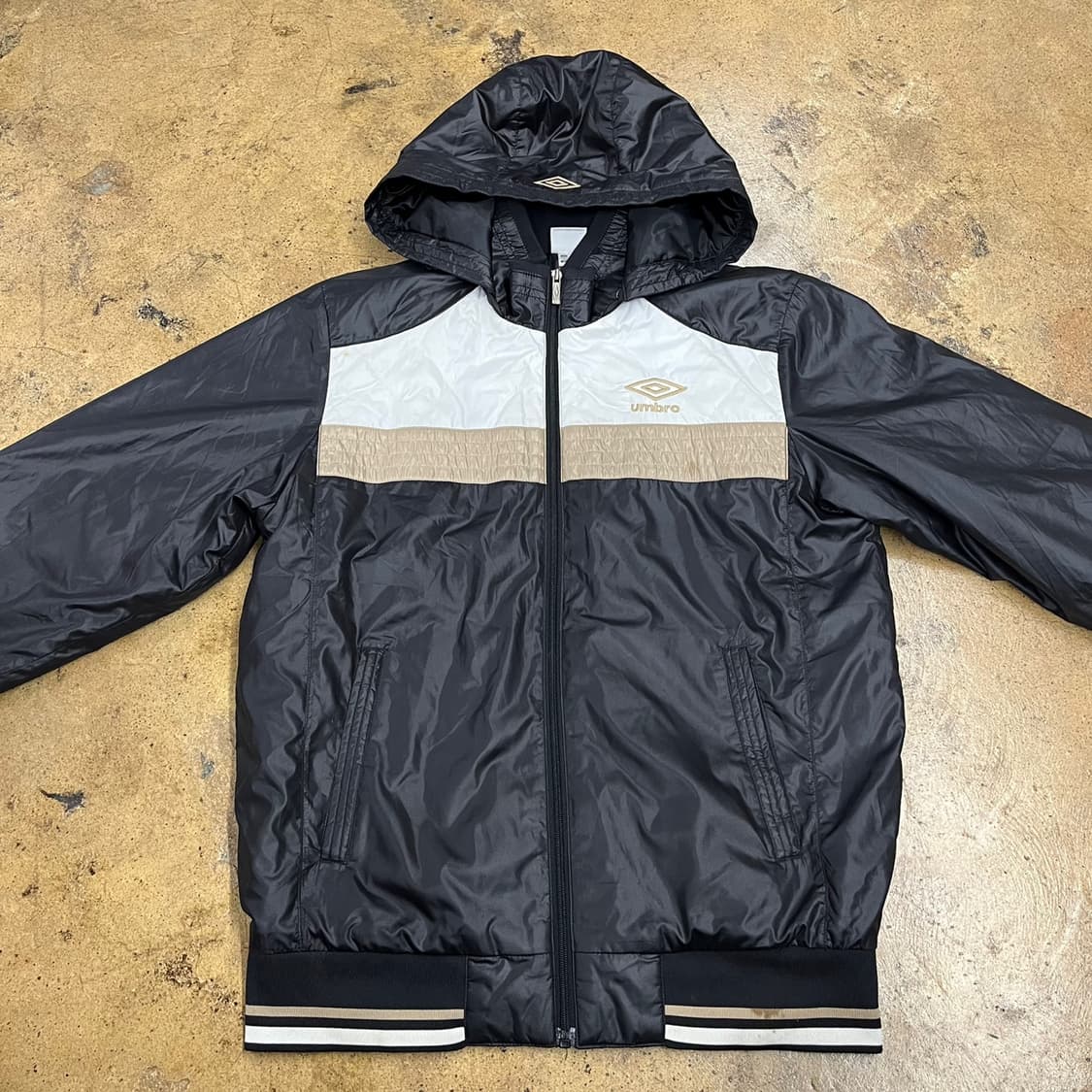 [정품/M] 엄브로 블랙 후드 윈드브레이커 자켓 b17 상품이미지3