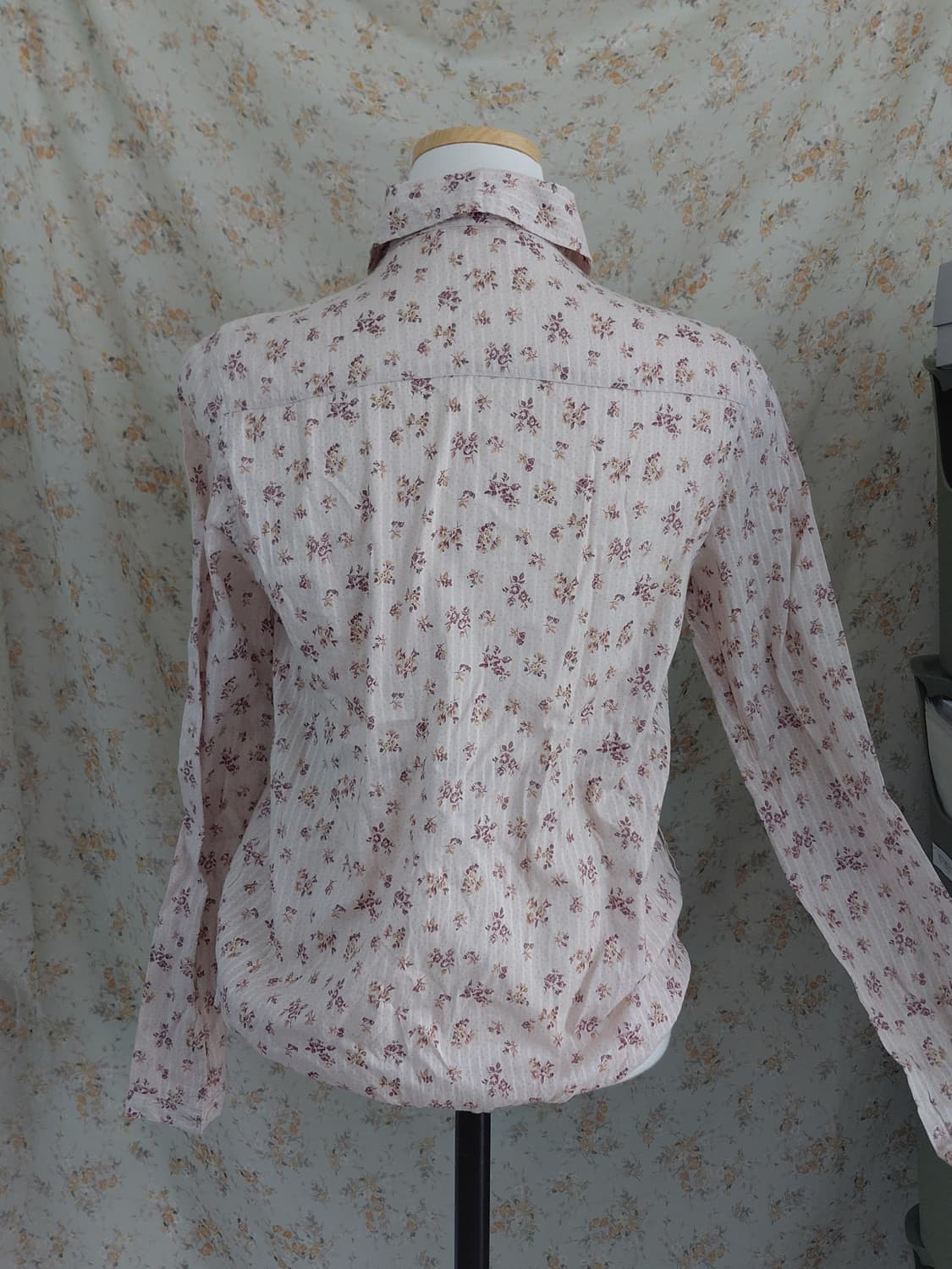 [빈티지] 플라워 프린트 프릴 장식 블라우스 지뢰계 상품이미지3