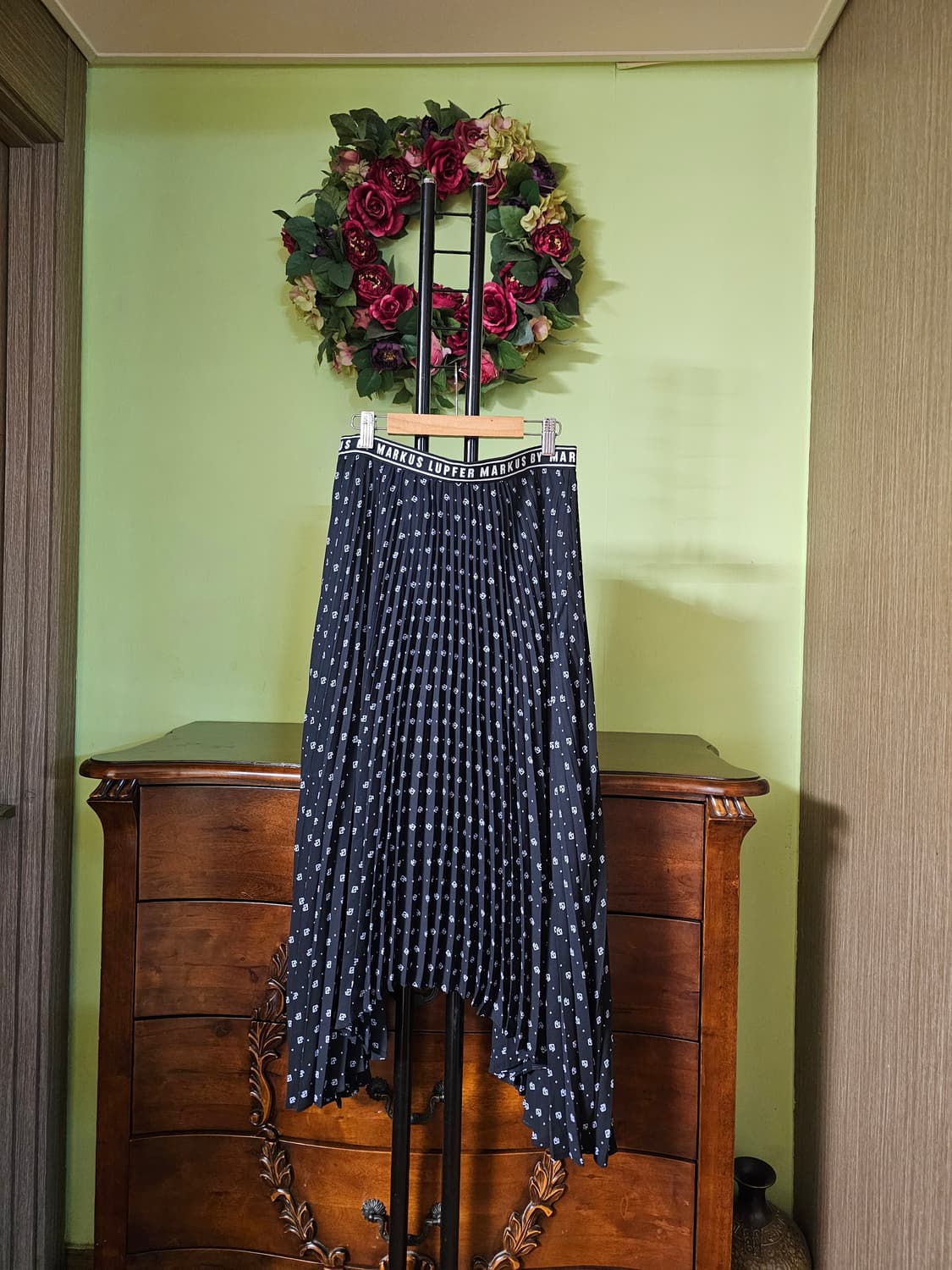 마커스루퍼 주름원피스 상품이미지1