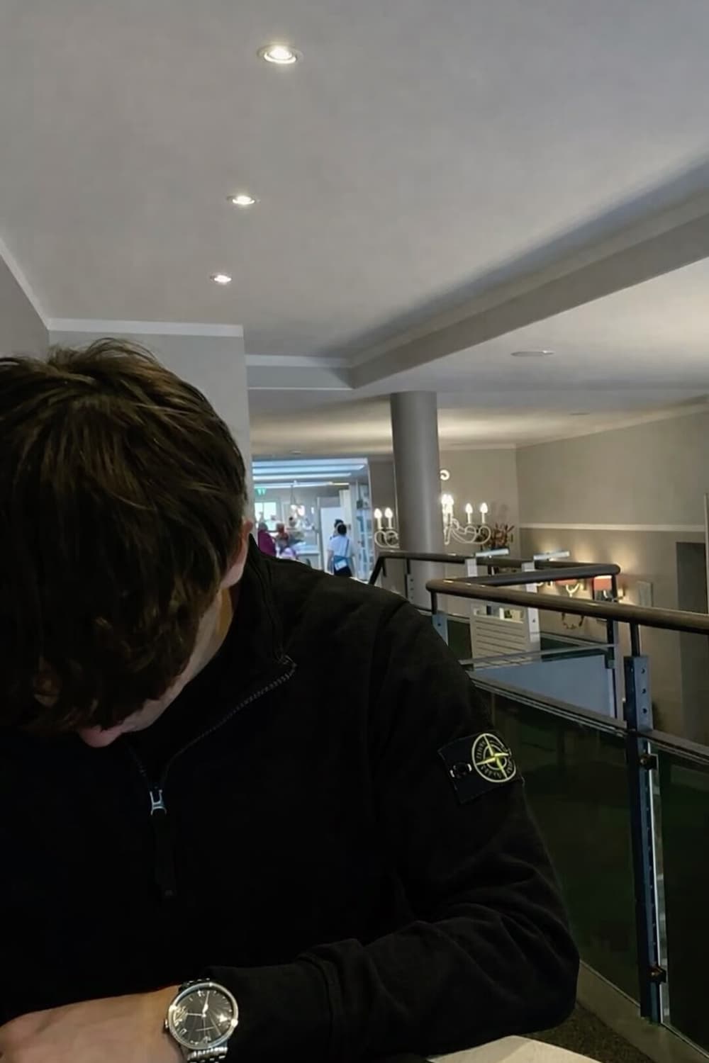 스톤아일랜드 반집업 상품이미지2