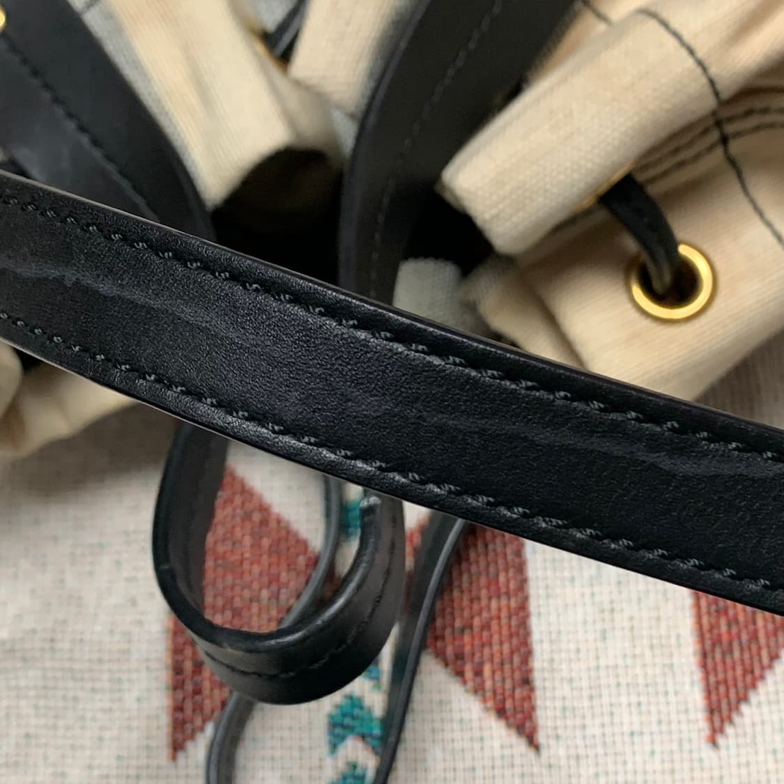 버버리 헤스톤 체크 캔버스 버킷백 크로스백 상품이미지10